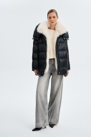 зимняя куртка с меховой отделкой - верхняя одежда из спандекса 