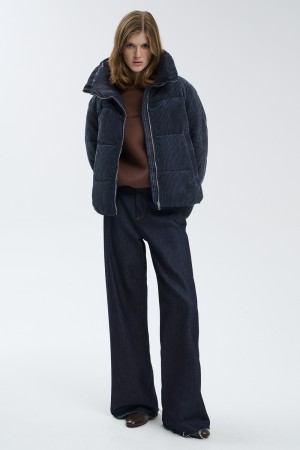 зимняя куртка фотография