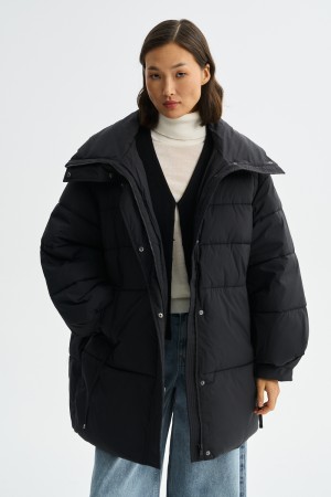 зимняя куртка фотография