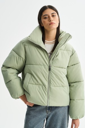 зимняя куртка фотография