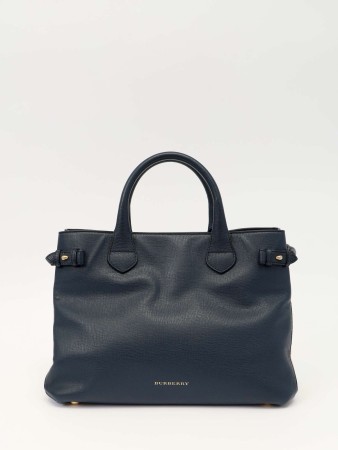 banner - женские аксессуары burberry 