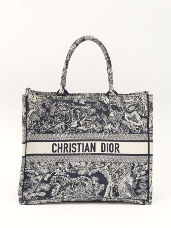 book tote фотография