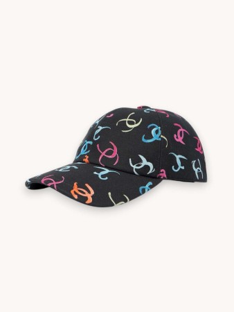 cap - женские аксессуары
