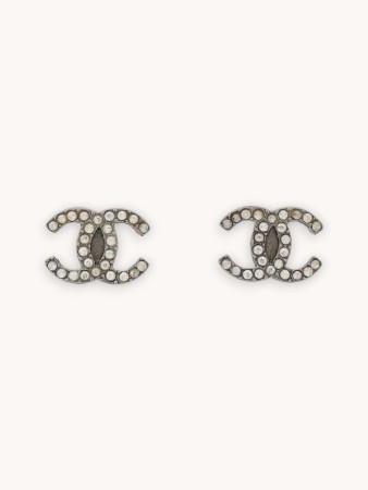 earrings фотография