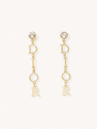 earrings фотография