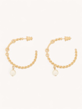 earrings фотография