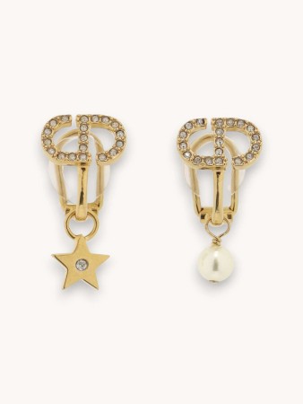 earrings фотография
