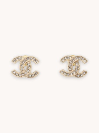 earrings фотография