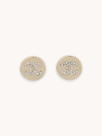 earrings фотография