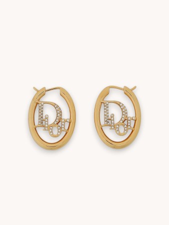 earrings фотография