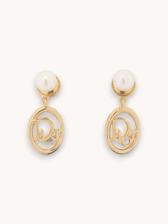 earrings фотография