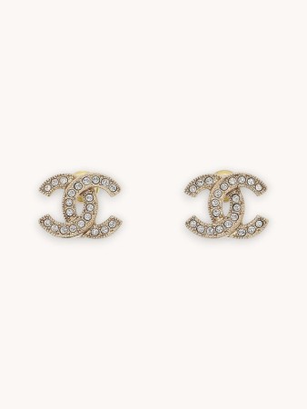 earrings фотография