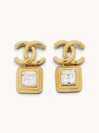 earrings фотография