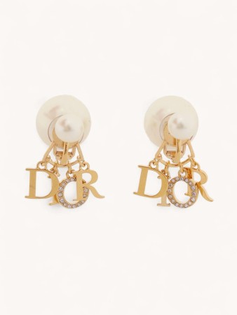 earrings фотография