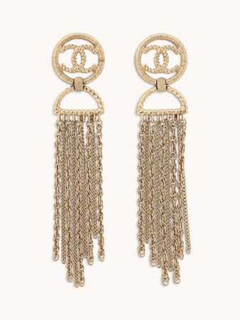earrings фотография