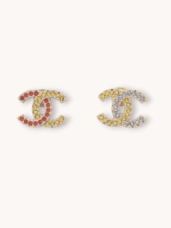 earrings фотография