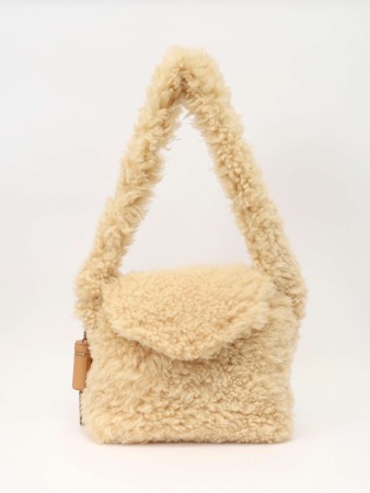 fur bag фотография