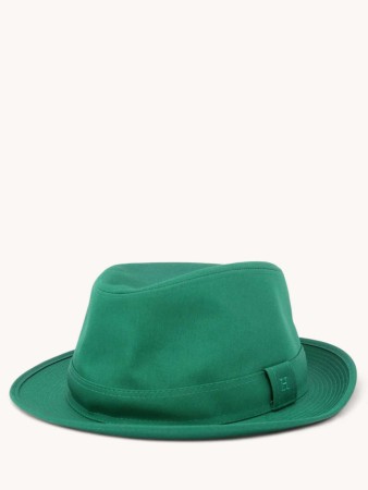 hat фотография