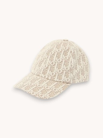hat фотография