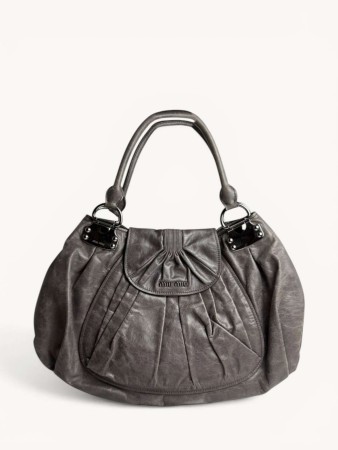 leather bag фотография
