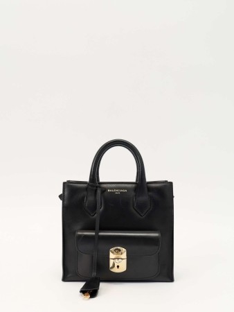 leather bag фотография