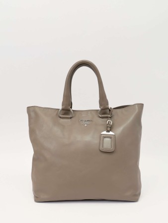 leather bag фотография