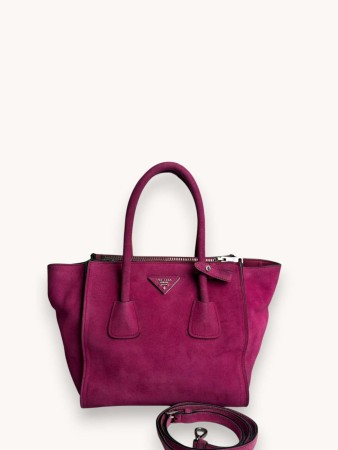 leather bag фотография