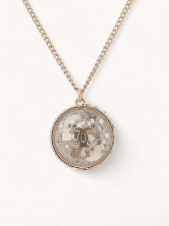 necklace фотография