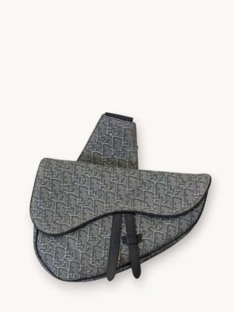 saddle фотография