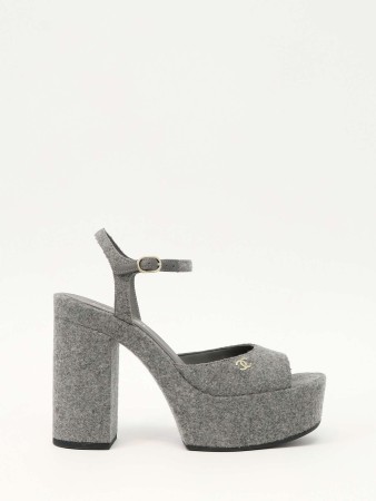 shoes фотография