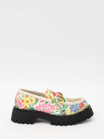 shoes фотография