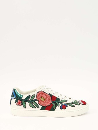 shoes фотография