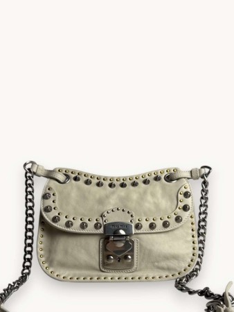 studs фотография