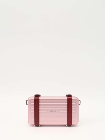 x rimowa фотография