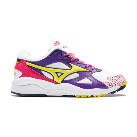 кроссовки sky medal fresh 90s фотография