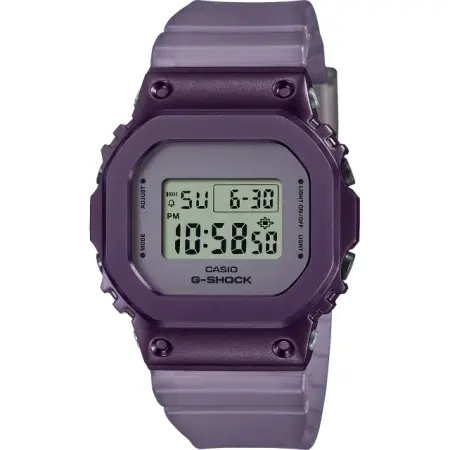 японские наручные женские часы . коллекция g-shock фотография