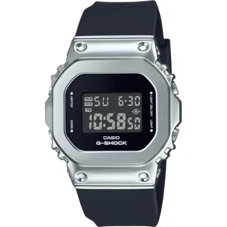 японские наручные женские часы . коллекция g-shock фотография